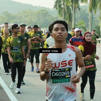 Runner Photo 6195788