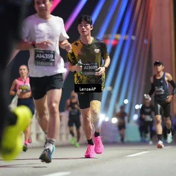 Runner Photo 6195839
