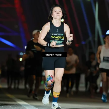 Runner Photo 6195855