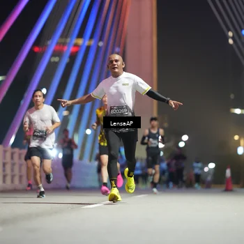 Runner Photo 6195884