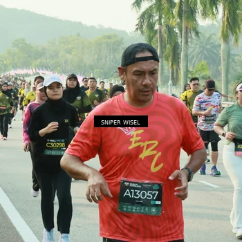 Runner Photo 6195924