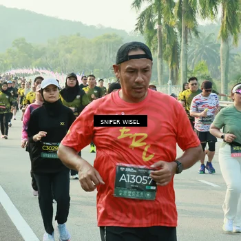 Runner Photo 6195925