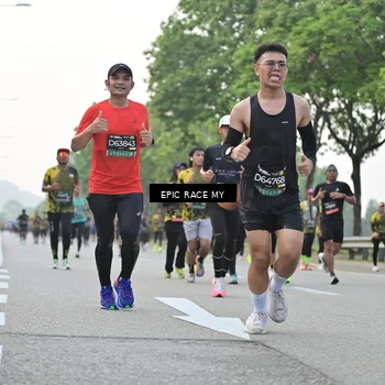 Runner Photo 6195946