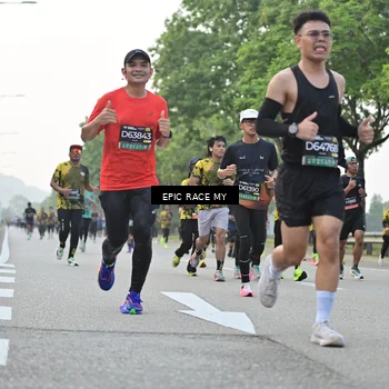 Runner Photo 6195995