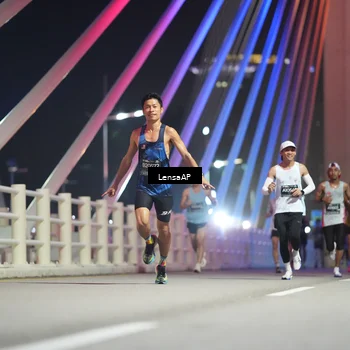 Runner Photo 6196006