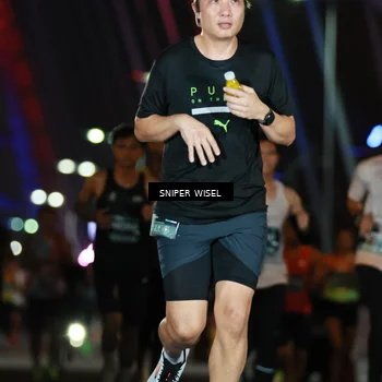 Runner Photo 6196052