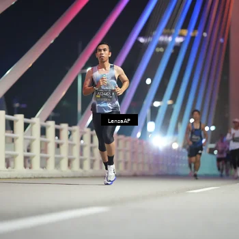 Runner Photo 6196065