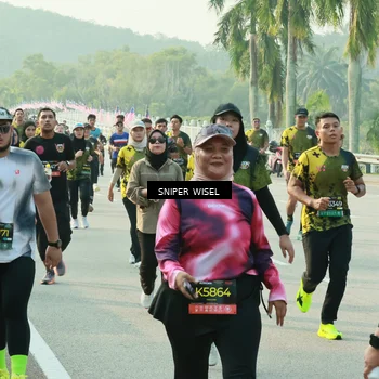 Runner Photo 6196070