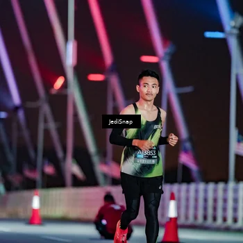 Runner Photo 6196078