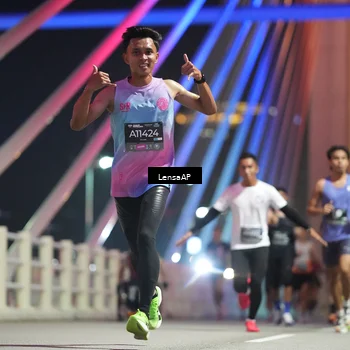 Runner Photo 6196237