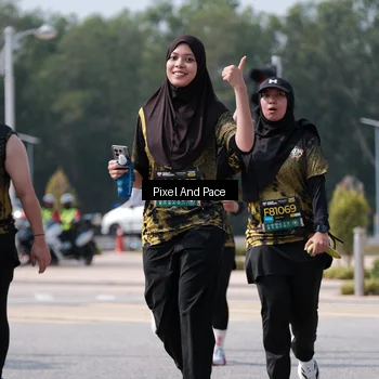 Runner Photo 6196238
