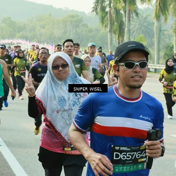 Runner Photo 6196246