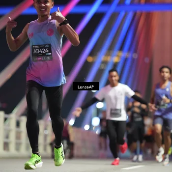 Runner Photo 6196259