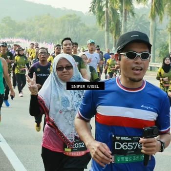 Runner Photo 6196265