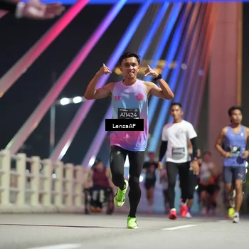Runner Photo 6196279