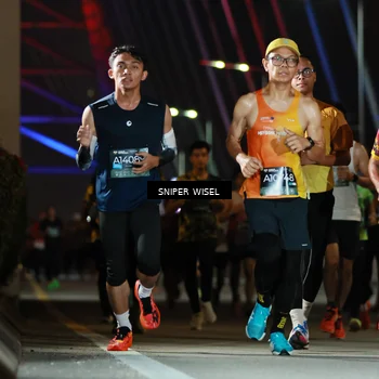 Runner Photo 6196286