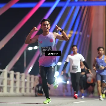 Runner Photo 6196293