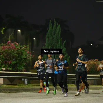 Runner Photo 6196299
