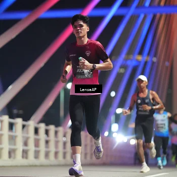 Runner Photo 6196306
