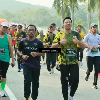 Runner Photo 6196311