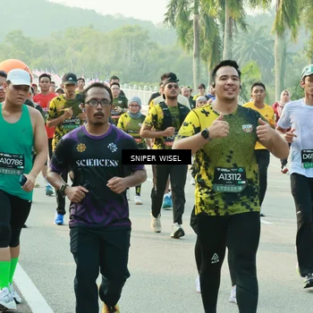 Runner Photo 6196361