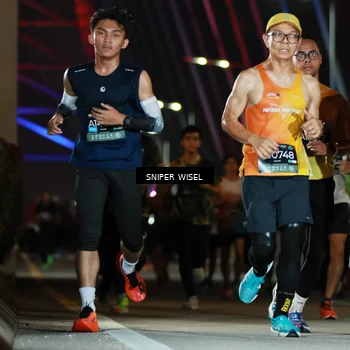 Runner Photo 6196363