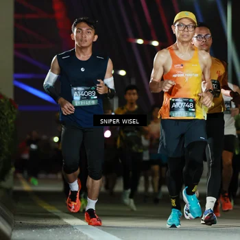 Runner Photo 6196374