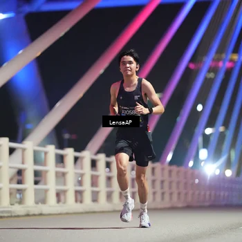 Runner Photo 6196395