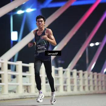 Runner Photo 6196454