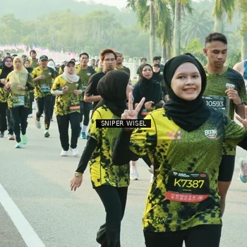 Runner Photo 6196532