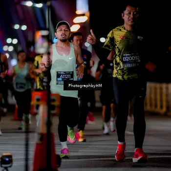 Runner Photo 6196542