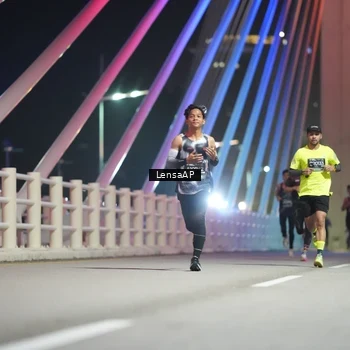 Runner Photo 6196583