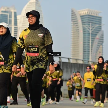 Runner Photo 6196750