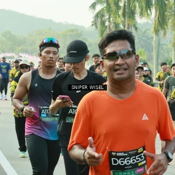 Runner Photo 6196751