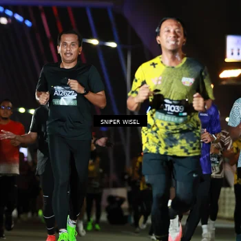 Runner Photo 6196768