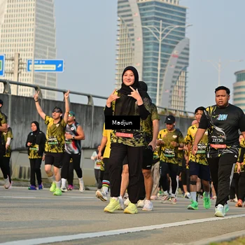 Runner Photo 6196771