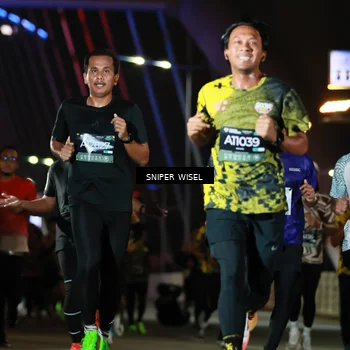 Runner Photo 6196777