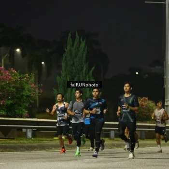 Runner Photo 6196786