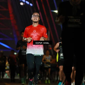 Runner Photo 6196789