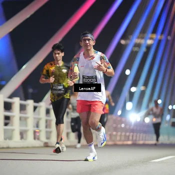 Runner Photo 6196798