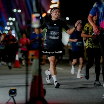 Runner Photo 6196839