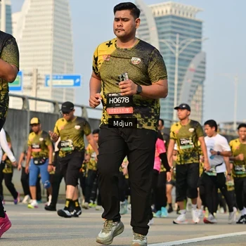 Runner Photo 6196902