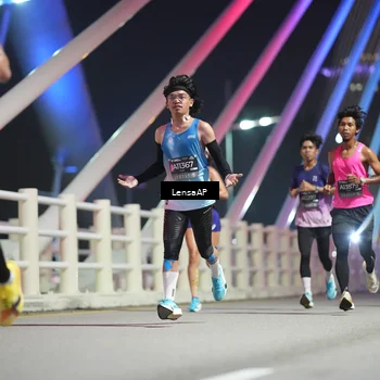 Runner Photo 6196907