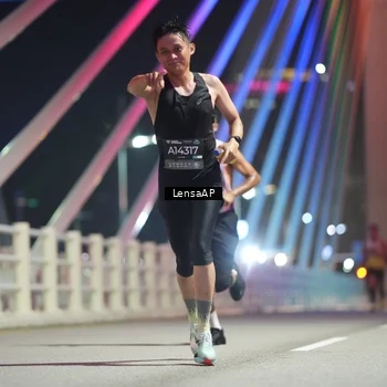 Runner Photo 6196949