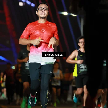 Runner Photo 6196978