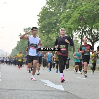 Runner Photo 6197023