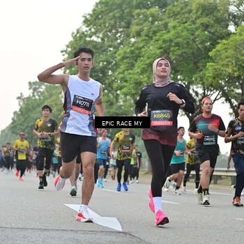 Runner Photo 6197025