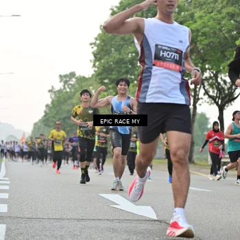 Runner Photo 6197070