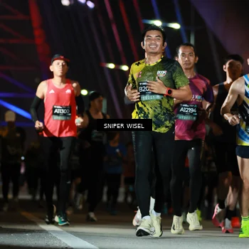 Runner Photo 6197078