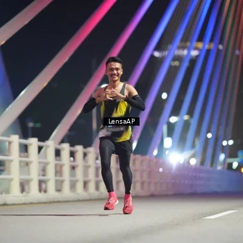 Runner Photo 6197103